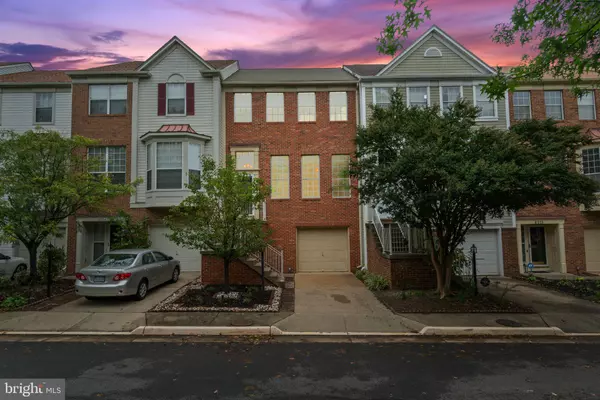 6522 OSPREY POINT LN, Alexandria, VA 22315