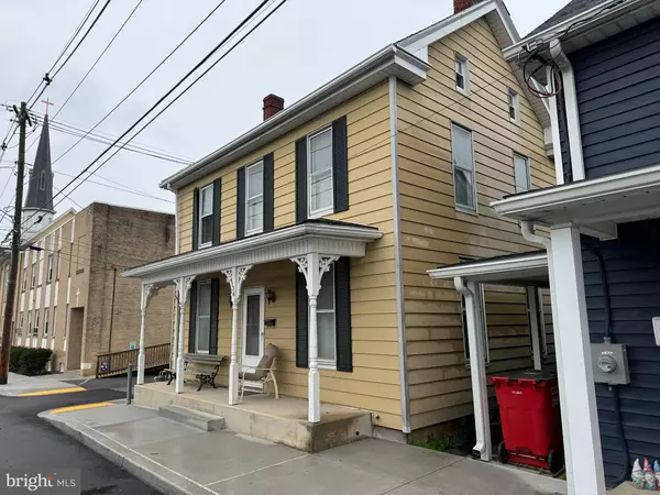 Greencastle, PA 17225,136 N WASHINGTON STREET