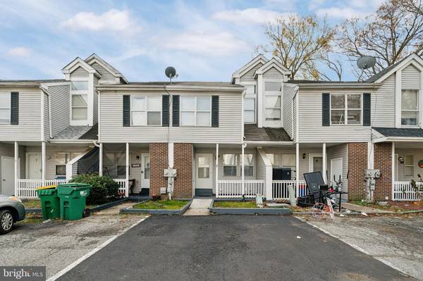 7 BRIAN CT, New Castle, DE 19720