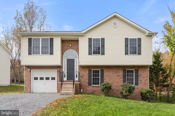 106 MEADOWBROOK DR, Stephens City, VA 22655