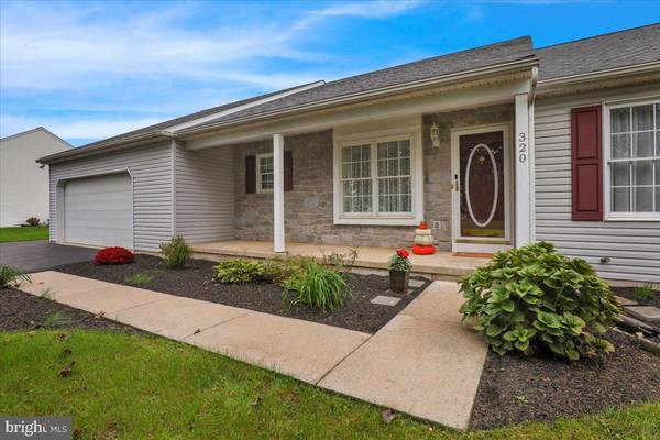 320 ROYAL HUNT WAY,  Lititz,  PA 17543