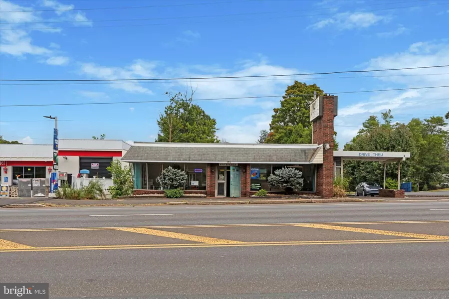 296 EASTON RD, Horsham, PA 19044