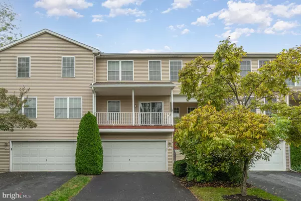 102 WOODSIDE CT,  Annville,  PA 17003