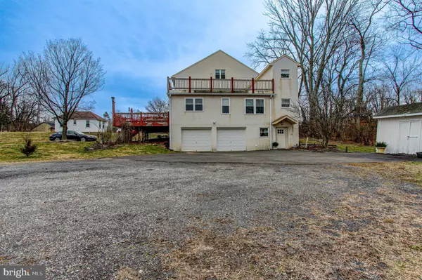 Huntingdon Valley, PA 19006,3328 - 3338 HUNTINGDON PIKE