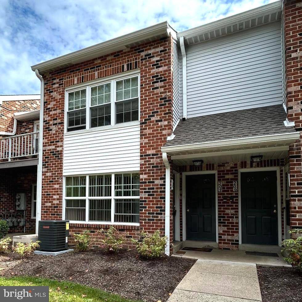 Elkins Park, PA 19027,203 GLEN LN #CONDO 346