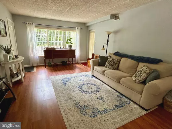 Elkins Park, PA 19027,203 GLEN LN #CONDO 346