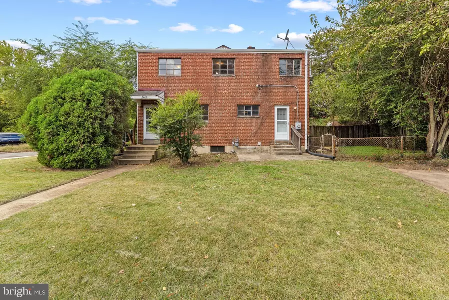 5485 HOLMES RUN PKWY, Alexandria, VA 22304