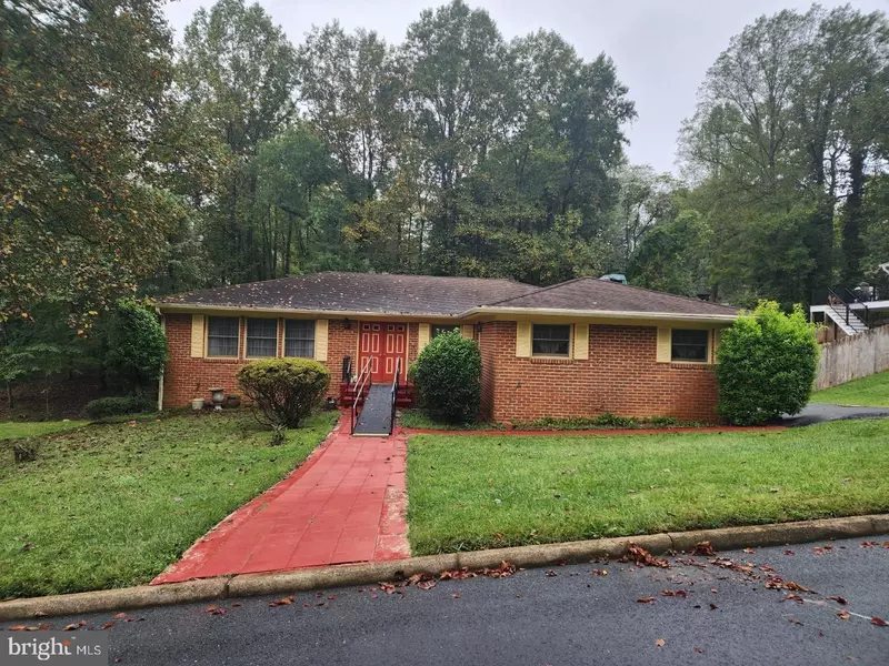 505 WESTMORELAND CT, Charlottesville, VA 22901