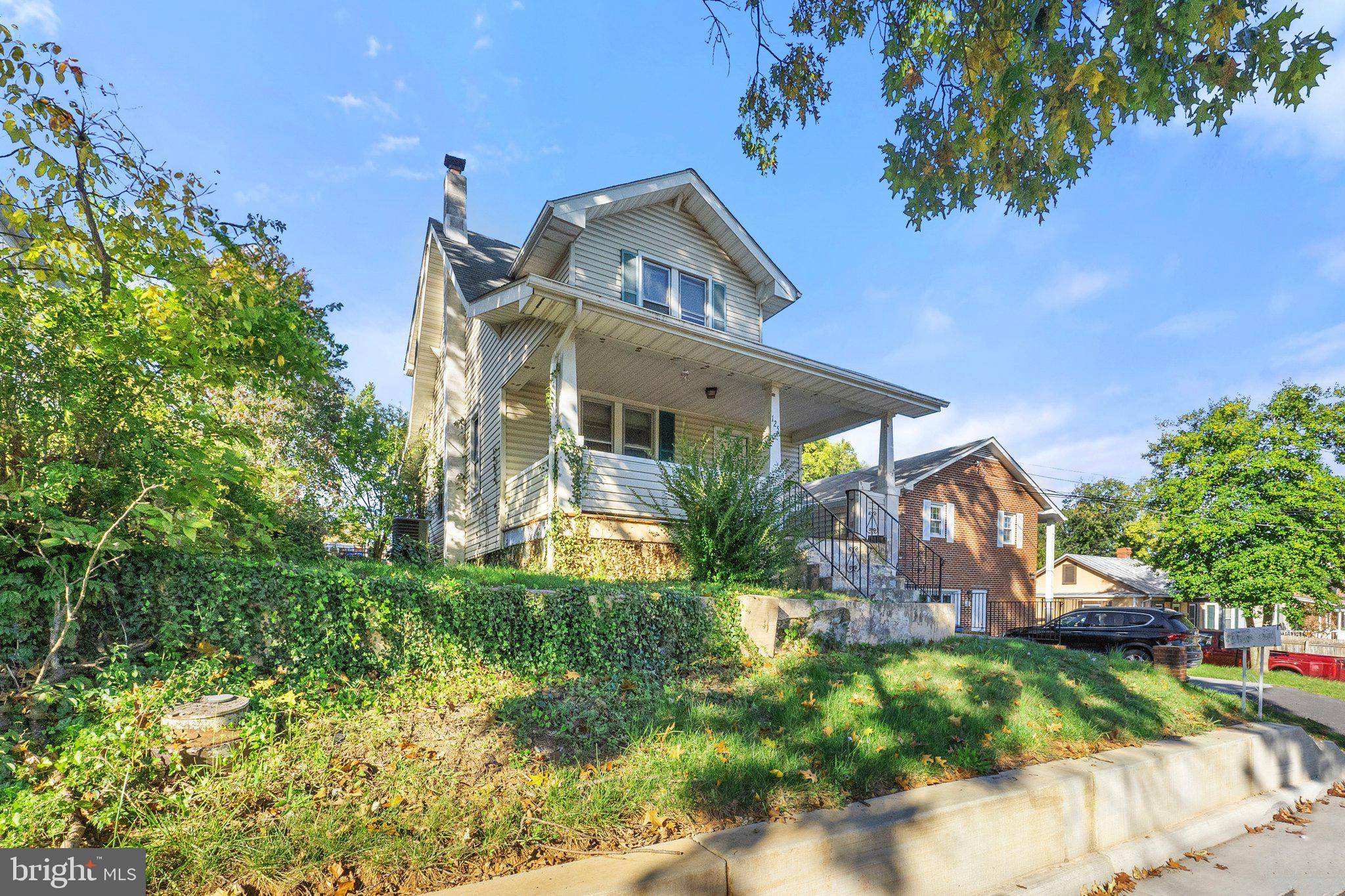 Front Royal, VA 22630,125 W 11TH ST