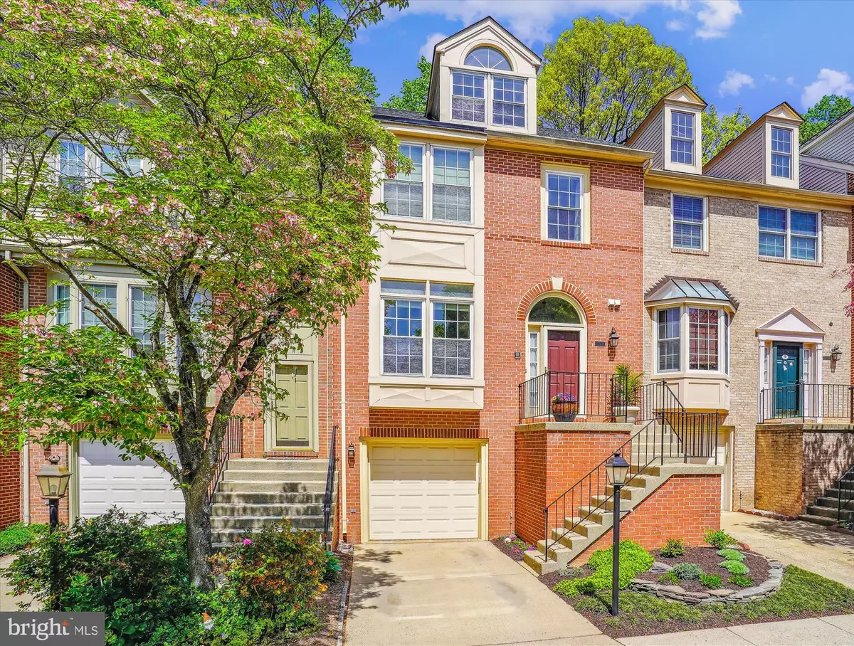 Fairfax, VA 22033,12014 JOHNS PL