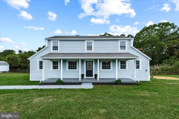 5001 COLES POINT RD,  Hague,  VA 22469