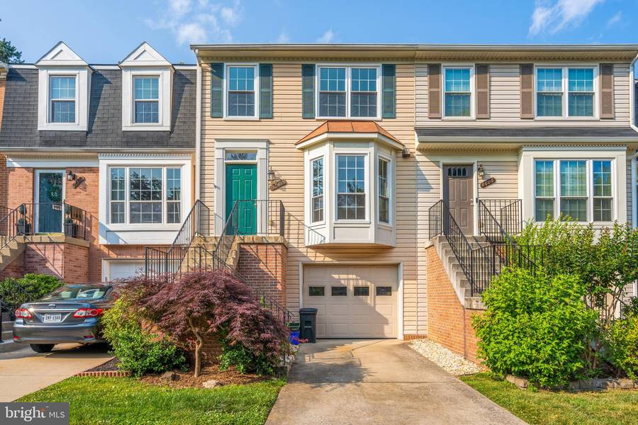 8608 ROCKY GAP CT, Lorton, VA 22079