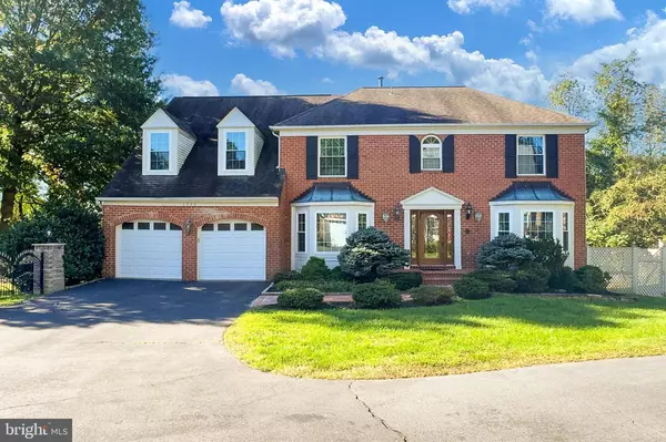 2326 MORGAN LN, Dunn Loring, VA 22027