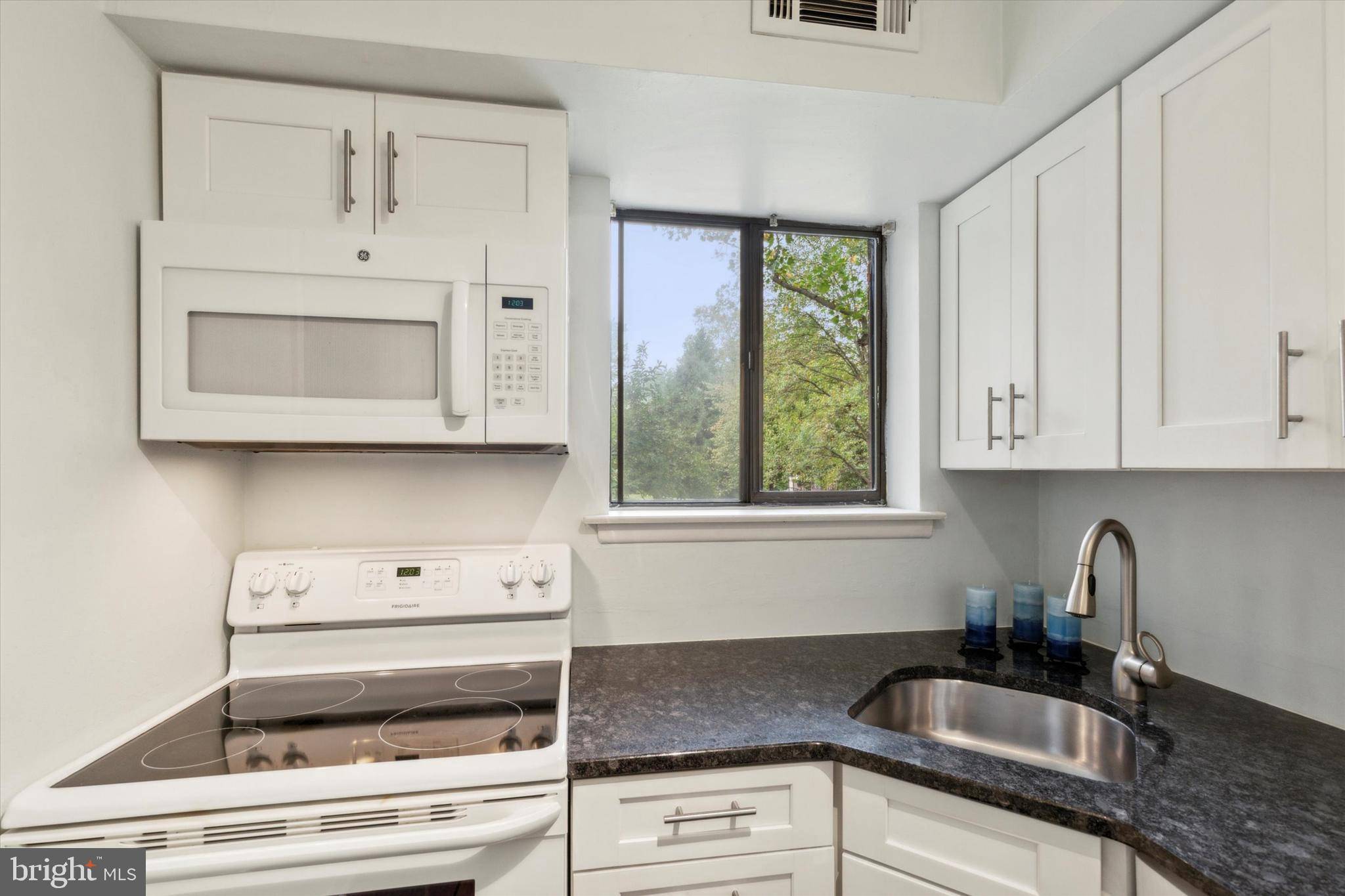 West Chester, PA 19382,1013 VALLEY DR