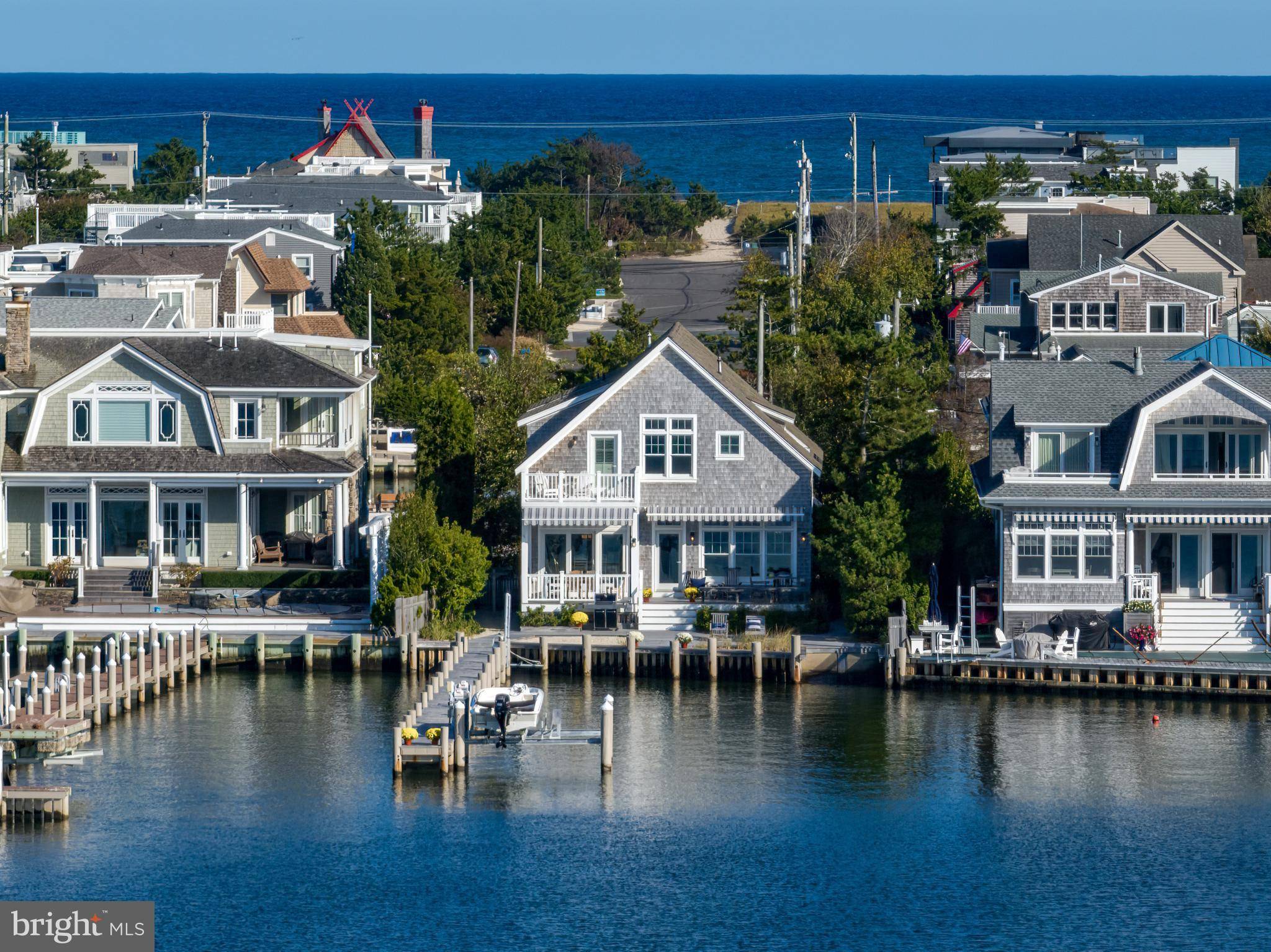 Harvey Cedars, NJ 08008,8312 BAY TER