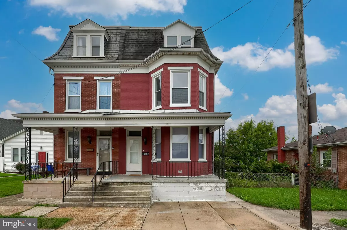 York, PA 17403,708 WINDSOR ST