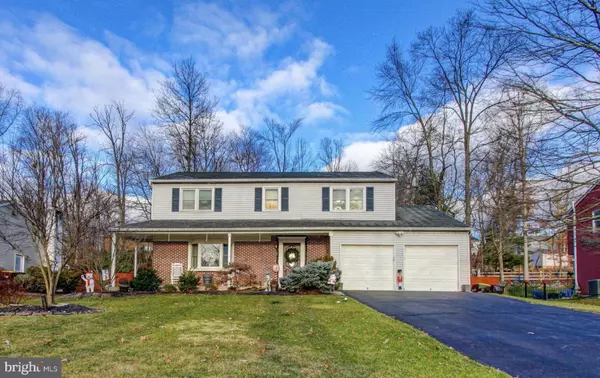 18 BOULDER DR, Sellersville, PA 18960