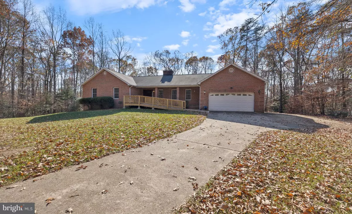 Waldorf, MD 20601,5730 BENT PINE PL