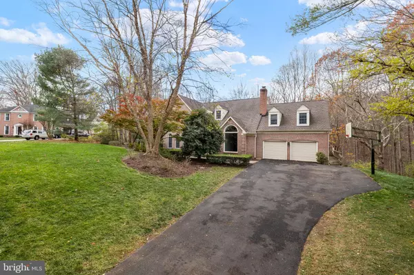 Oakton, VA 22124,10697 OAKTON RIDGE CT