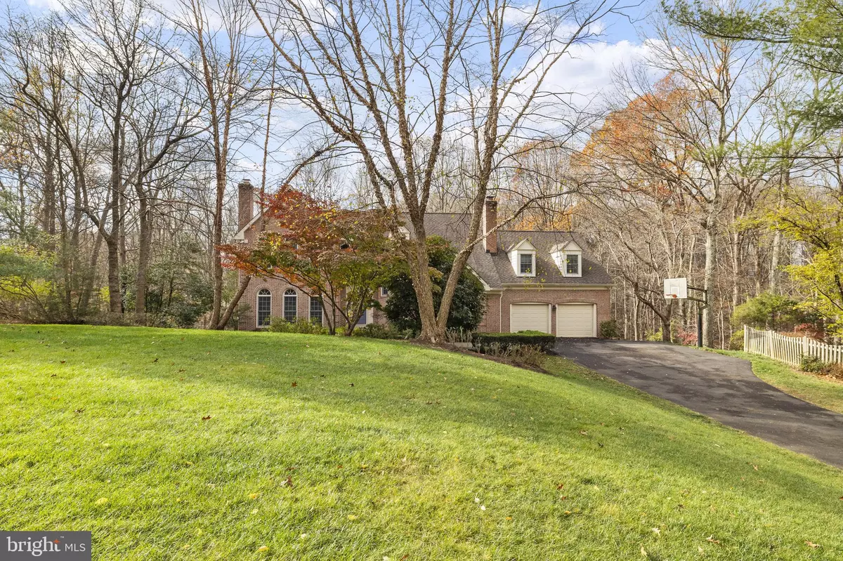 Oakton, VA 22124,10697 OAKTON RIDGE CT