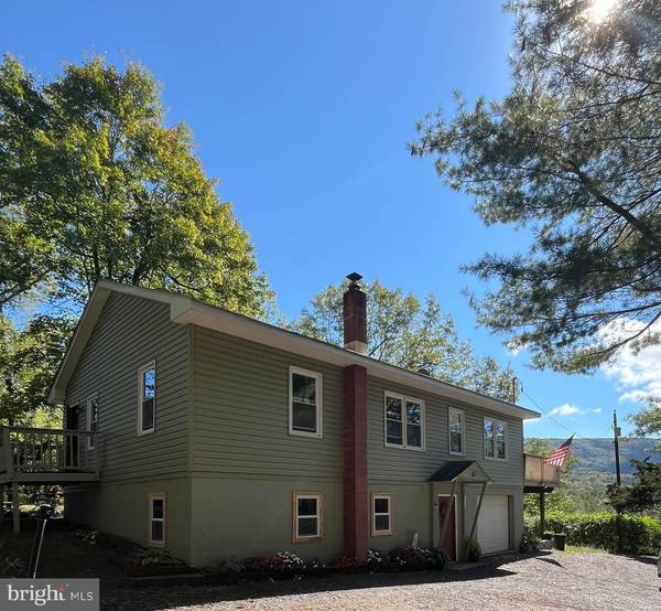 83 DENVER TRL, Berkeley Springs, WV 25411