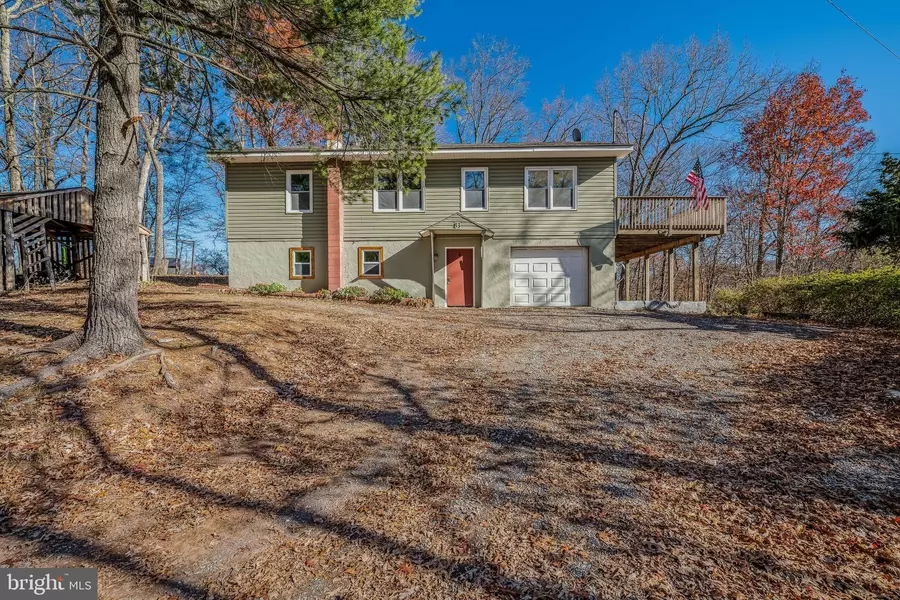 83 DENVER TRL, Berkeley Springs, WV 25411