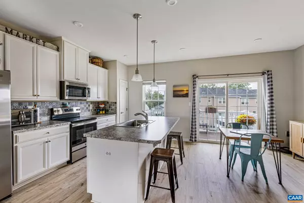 Palmyra, VA 22963,78 PARK DR