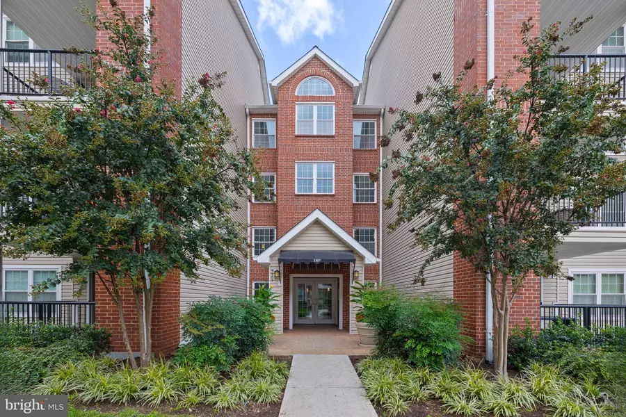 3307 WYNDHAM CIR #1159, Alexandria, VA 22302