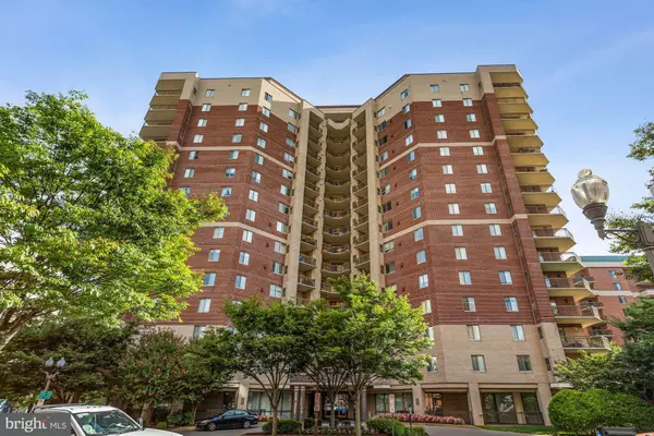 901 N MONROE ST N #1508, Arlington, VA 22201