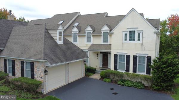 323 APPLEBROOK DR, Malvern, PA 19355