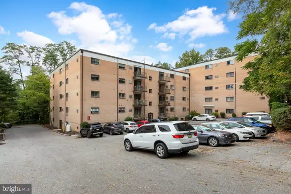 Havertown, PA 19083,400 GLENDALE RD #J55