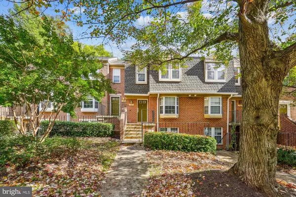 3810 CHESTERWOOD DR #3810, Silver Spring, MD 20906