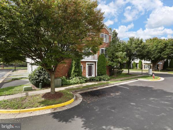 Herndon, VA 20171,2501 BRONZE STONE PL