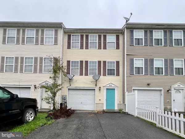 200 TOPAZ, Inwood, WV 25428