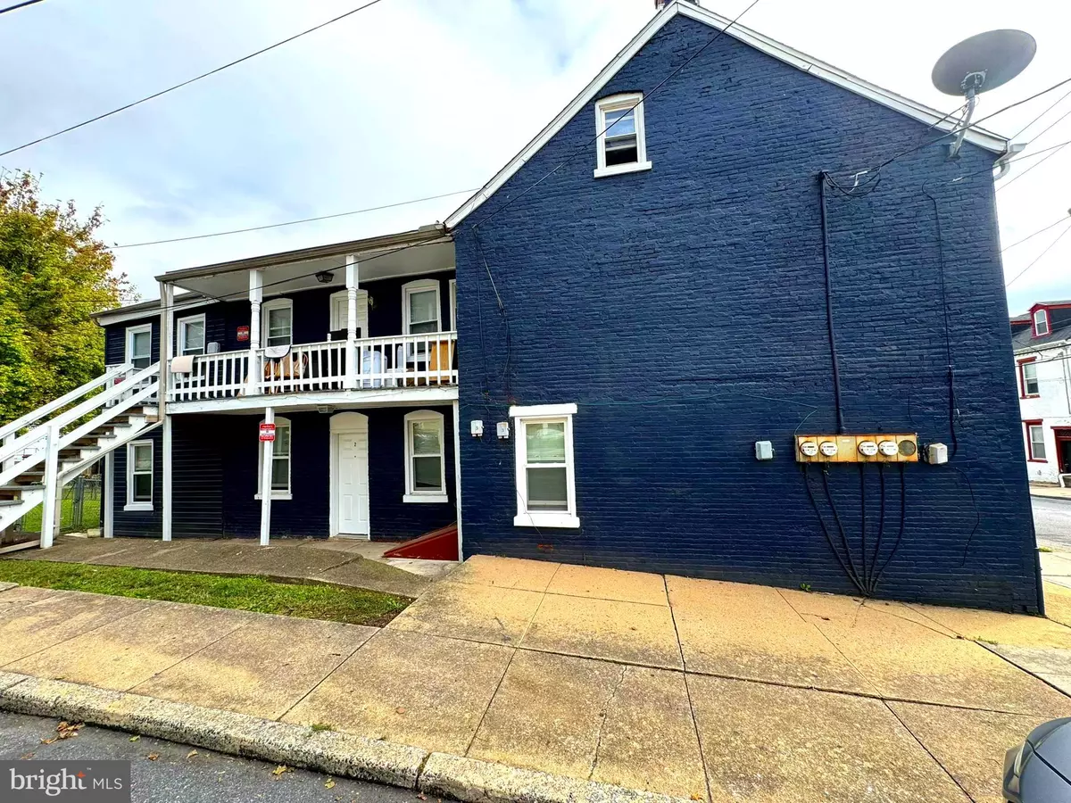 Lancaster, PA 17603,113 OLD DORWART ST