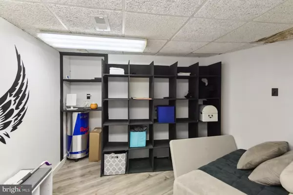 Riverton, NJ 08077,600 MAIN ST #2