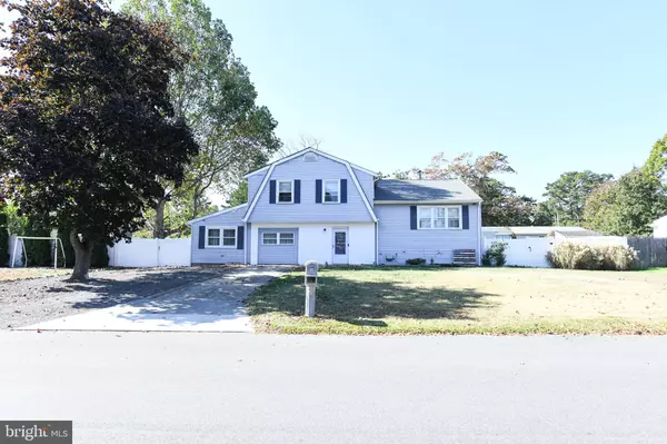 26 SEA BREEZE DR, Tuckerton, NJ 08087