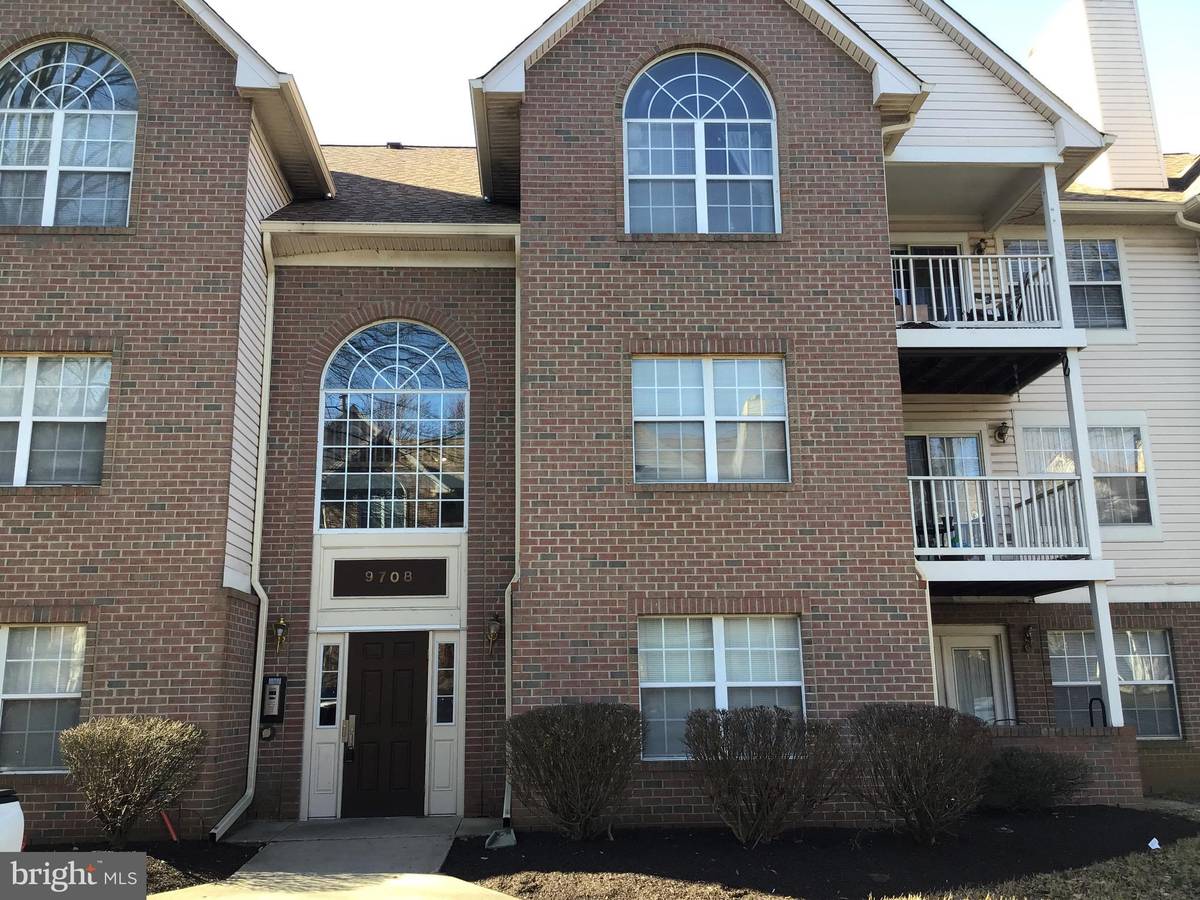 Largo, MD 20774,9708 LAKE POINTE CT #203