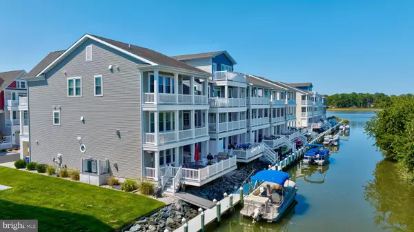 Ocean View, DE 19970,38122 RIVER ST #6