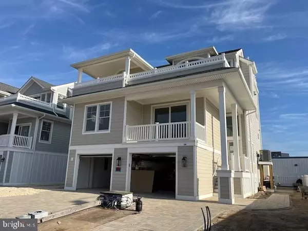 109 N 4TH ST, Surf City, NJ 08008