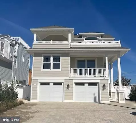 Surf City, NJ 08008,109 N 4TH ST