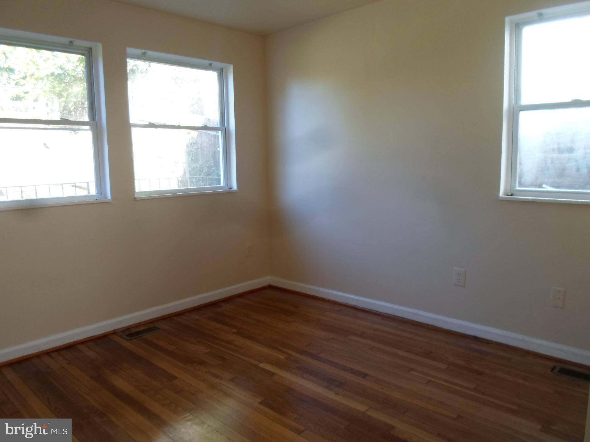 Washington, DC 20032,3837 1ST ST SE