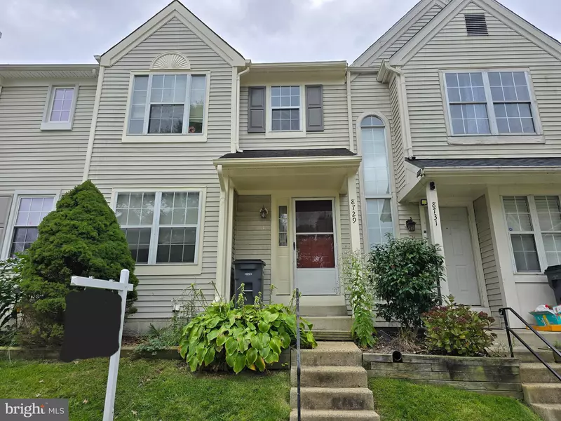 8729 VILLAGE GREEN CT, Alexandria, VA 22309