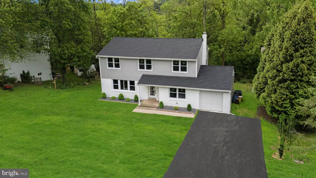 8806 WAINWRIGHT RD, Glenside, PA 19038