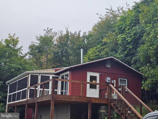 615 SHORT MOUNTAIN LN, Hedgesville, WV 25427