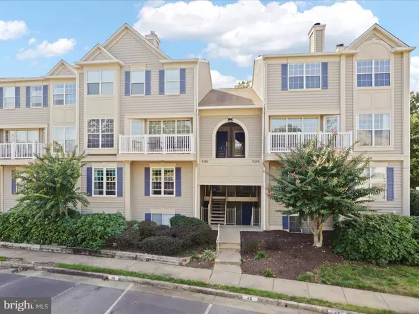 Lorton, VA 22079,9278 CARDINAL FOREST LN #301