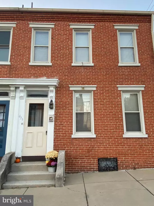 479 WALNUT ST, Columbia, PA 17512