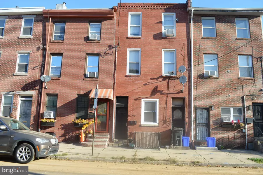 1529 W THOMPSON ST, Philadelphia, PA 19121