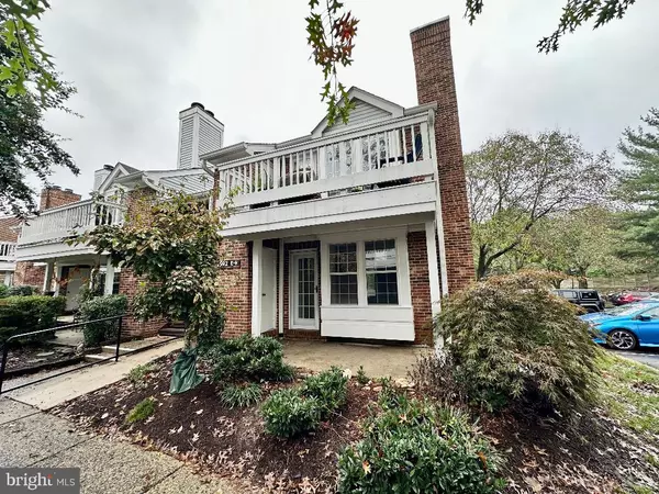 2592-G S ARLINGTON MILL DR #7, Arlington, VA 22206