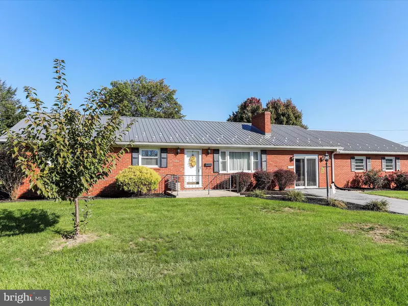 315 WAYBURN STREET, Greencastle, PA 17225